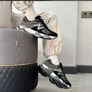 Дамски кецове – съчетание от стил и комфорт- Grey with black